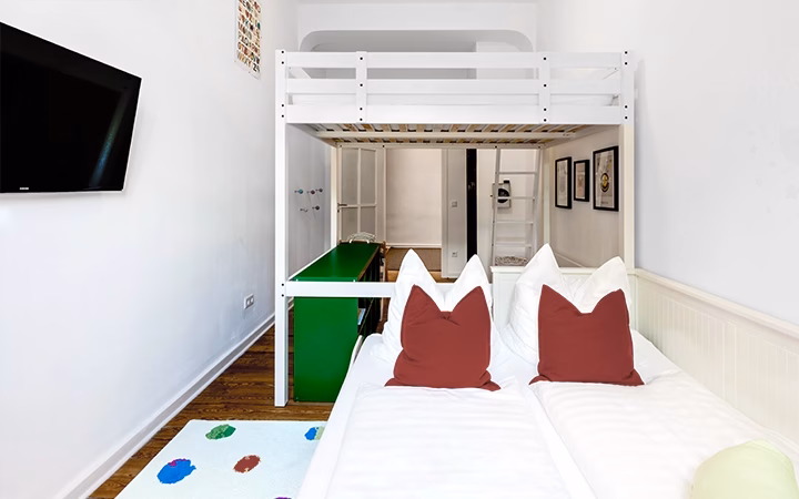 Family Apartment Heidelberg Children's room